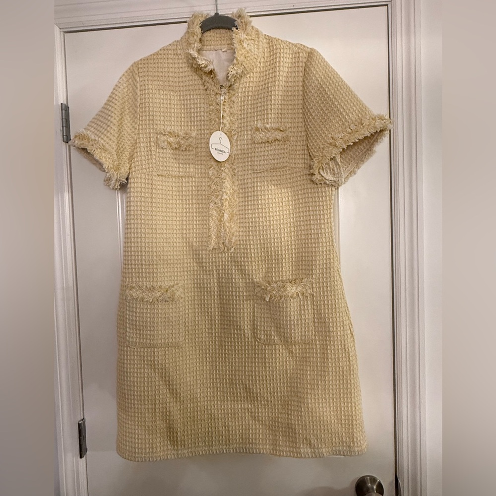 Chic Textured Short Sleeve Dress.